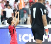 '황희찬 부상교체 후 이재성 선제골'… '전화위복' 한국, 요르단에 1-0 전반 마쳐