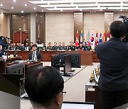 "북 육로단절, 유출차단 목적"...여야 대북정책 공방