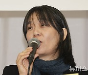 소설가 한강, 한국 최초 ‘노벨 문학상’ 수상 쾌거