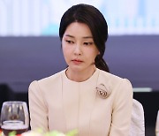 檢, ‘도이치 주가조작’ 이르면 내주 처분… 金여사 기소할까 [韓 ‘김여사 리스크’ 발언 파장]