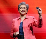 AMD, 엔비디아 겨냥한 새로운 AI칩 공개…주가는 4%↓