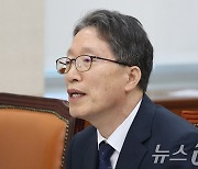 "한국 국민 수준 1940년 영국만도 못해" 여당도 혀를 찬 교육위 국감