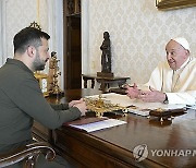 APTOPIX Vatican Pope Ukraine