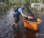 APTOPIX Hurricane Milton