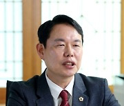 임춘원 운영위원장 “소통과 협치… 시민 삶의 질 향상 노력” [인천시의회 의정24시-의정MIC]