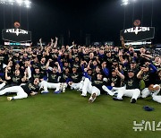 다저스, 샌디에이고 꺾고 NLCS 진출