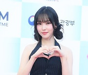 [TD포토] 유주 '사랑해~'