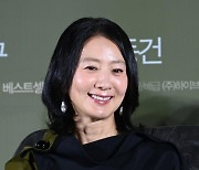 "죽을지도 모르는데 시켜" 김희애, 은퇴 생각까지…'야만의 시대' 어땠길래 [엑's 이슈]