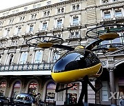 BRITAIN-LONDON-FLYING TAXI