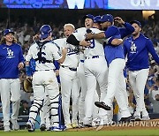 APTOPIX NLDS Padres Dodgers Baseball