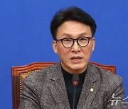 김민석 "김건희·윤석열·국힘 정권의 총체적 붕괴 시작 국면"