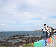 강원엔 '빵지순례' 제주선 '인생사진'…전국 곳곳 가을손님 '북적'(종합)