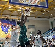 원주 DB, KBL 컵대회 첫 우승…오누아쿠 MVP 선정