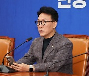 김민석 "尹 정부 붕괴로 準무정부상태···집권 준비하겠다"