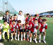 '국대 A매치 앞두고'···용인시 첫 '유소년‧여성 축구대회' 열려