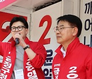 [사설]韓측 “여사 라인 정리” “7간신 척결”까지… 용산에 무슨 일 있기에