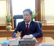 [인터뷰] 손승현 TTA 회장 "AI·사회문제 해결도 표준화가 관건…산업 생태계 키울 것"