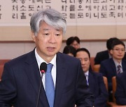 "헌재 정족수 효력정지" 가처분 인용… 완전 마비 사태 일단 피했다