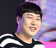 이진호, 불법 인터넷 도박 고백 파문…고향 홍보대사마저 손절 "검토 중" [단독]