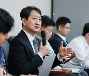 안덕근 산업장관 "체코원전 수익성 충분…덤핑 논란 답답"