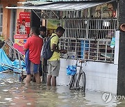 SRI LANKA FLOODS