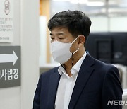 검찰, 백원우 전 비서관 주거지 압색…'文 전사위 특혜채용 의혹'