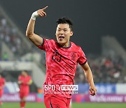 [현장 REVIEW]'오세훈-오현규-이재성 릴레이 골' 한국, 이라크 3-2로 꺾고 1위 질주