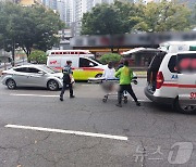 70대 운전자, 마라톤 경기 중 선수 들이받아 '골절상'... "사람 봤지만 차 못 세워"