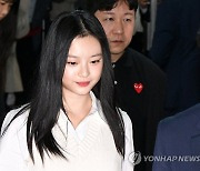 "하니 보고왔나" "회의시간에 간 것 아냐"…과방위 파행(종합)