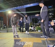 ‘팬 폭행 방관’ 제시 경찰 출석…“피해자에 죄송, 가해자 벌 받았으면”