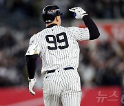 '저지 PS 첫 홈런' 양키스, 클리블랜드 꺾고 ALCS 2연승