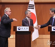 한미일 외교차관 "北 의도적 긴장조성 행위 강력 규탄"