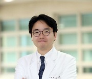 류위선 제이엘케이 CMO, `세계 표준의 날` 산업부 장관 표창 수상