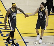 [NBA] 악마의 재능이 바라봤다…"우리는 이제 행복한 클레이 탐슨을 볼 수 있을 것"