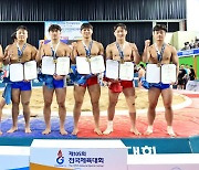 씨름 김민재, 올해 6번째 장사…경기, 전국체전 단체전 우승