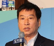 출사표 던지는 김호철 감독