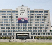 대통령실 "의대 증원 2000명, 가장 실현 가능한 숫자"