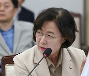 추미애 "윤대통령 퇴임까지 김여사 공소시효 정지" 법안 발의