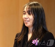 작가 한강, '2024 포니정 혁신상 수상'