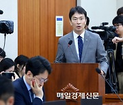 이복현 “믿어 달라, 정치 생각 없다...상법·금투세 도 넘은 발언 자중”