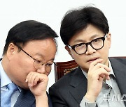 김재원, 비공개 최고위서 "명태균 문제 대응 당분간 자제"