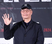 이명세 감독, '더 킬러스'에서 확인하세요