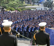 [사진] 장진호 전투 74주년 … 전사자를 기리며