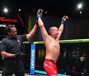 정찬성 김동현 & 박준용…한국 UFC 3번째 역사