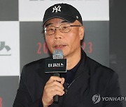 '더 킬러스' 이명세 감독 "창작의 자유·자본 '윈윈' 프로젝트"