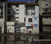 APTOPIX France Flooding