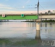 전북 서해안 폭풍해일주의보 해제…군산 외항 조고 755㎝