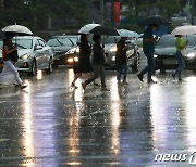 오늘 밤 강원 남부·영동 비…산간고지엔 눈