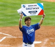 강민호, PO 4차전 MVP