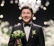 '새신랑' 조세호, "너무나 많은 분들의 축하와 축복...감사하다"